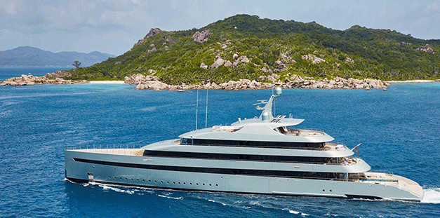 The Kata Rocks Superyacht Rendezvous welcomes Feadship onboard.