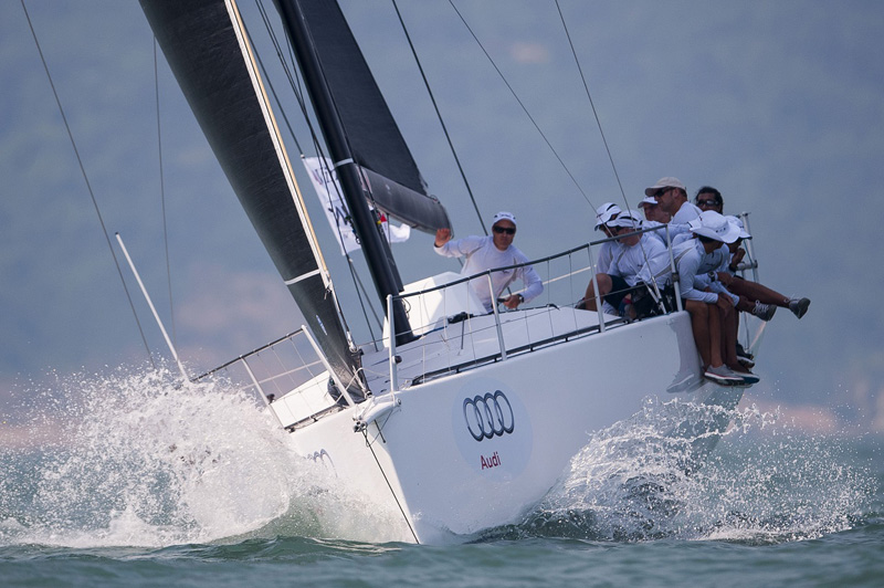 Black Baza on its way to victory in the Audi Hong Kong to Vietnam Race 2015. Photo by RHKYC/ Xaume Olleros.